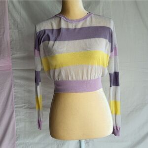 🥳Fashion Nova Pastel Netted Cropped Long Sleeve T Shirt Size Small‎